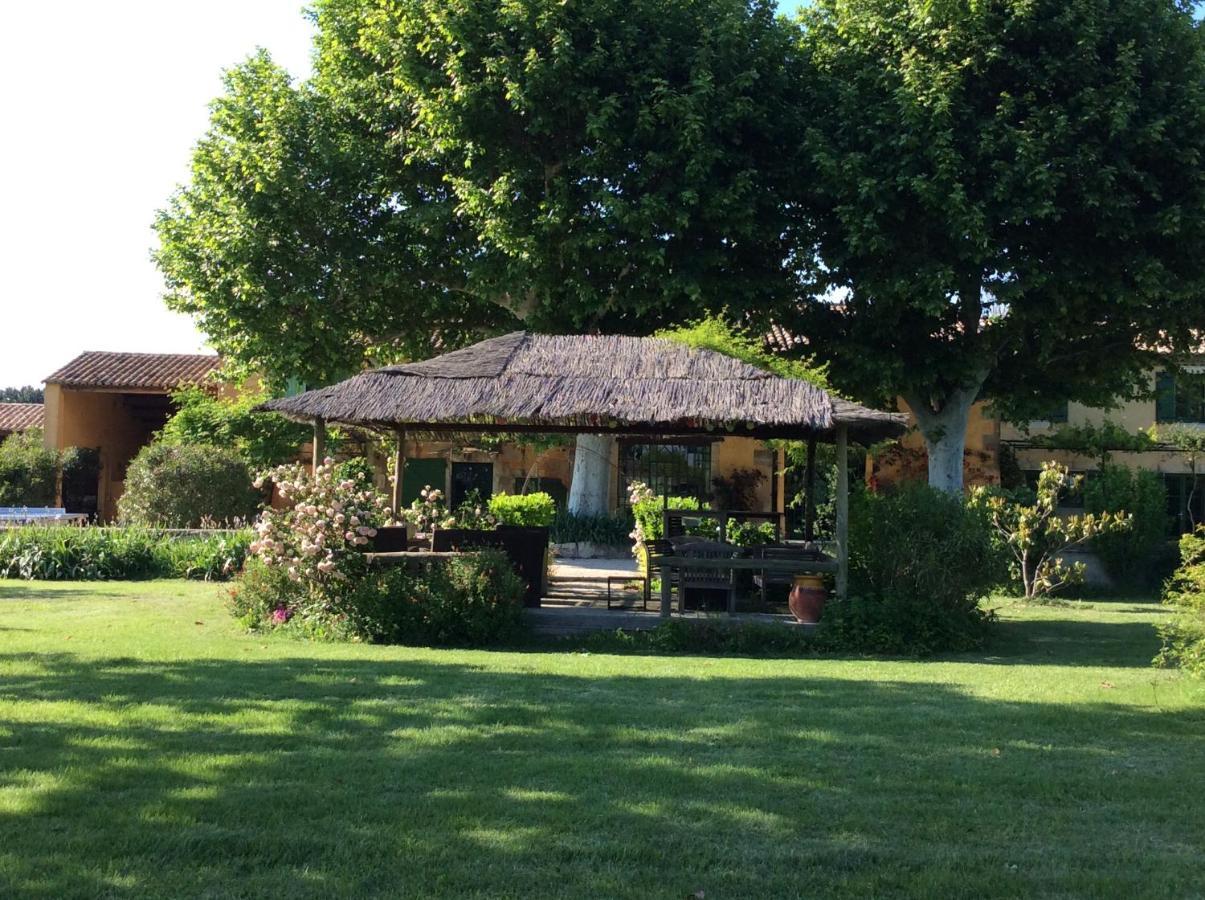 La bergerie de Castellan Bed and Breakfast Verquieres Exterior foto