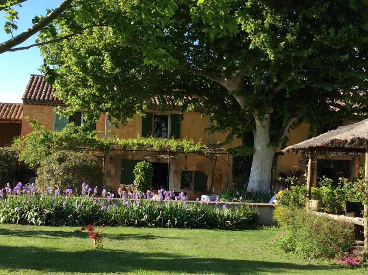 La bergerie de Castellan Bed and Breakfast Verquieres Exterior foto